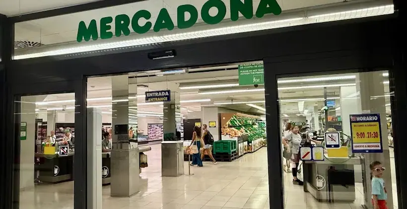 Mercadona en Avenida de los Pueblos, s/n (c.c.san Eugenio), Adeje