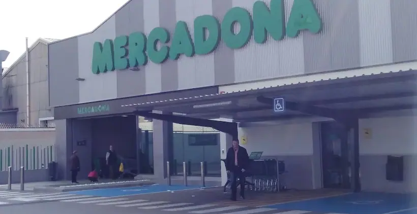 Mercadona en Calle Vía Complutense, 111, Alcalá de Henares