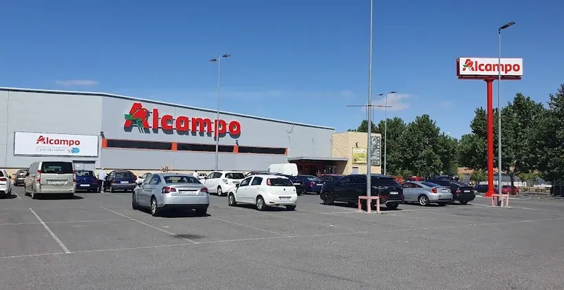 Alcampo en Calle De Los Maceros s/n, Ávila