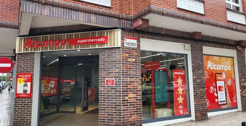 Alcampo Supermercado en Calle Torrecerredo - C/ D. Avelino Glez 7, Gijón