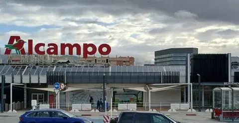Alcampo en Avenida Juan Pablo ll, 88, Granada
