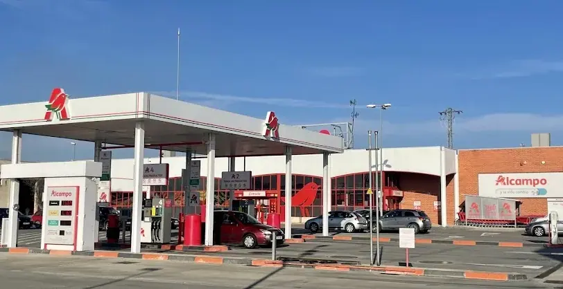 Alcampo en Avenida Santo Domingo de la Calzada, Haro