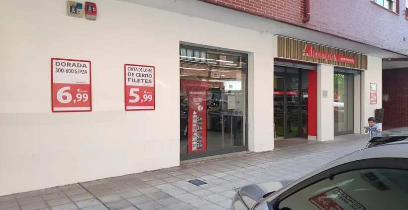 Alcampo Supermercado en Calle La Puentecilla 3 y 5 (Fotog. Pepe García), León