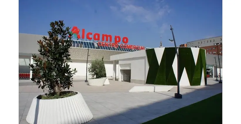 Alcampo en Calle del Camino de los Vinateros, s/n, Madrid