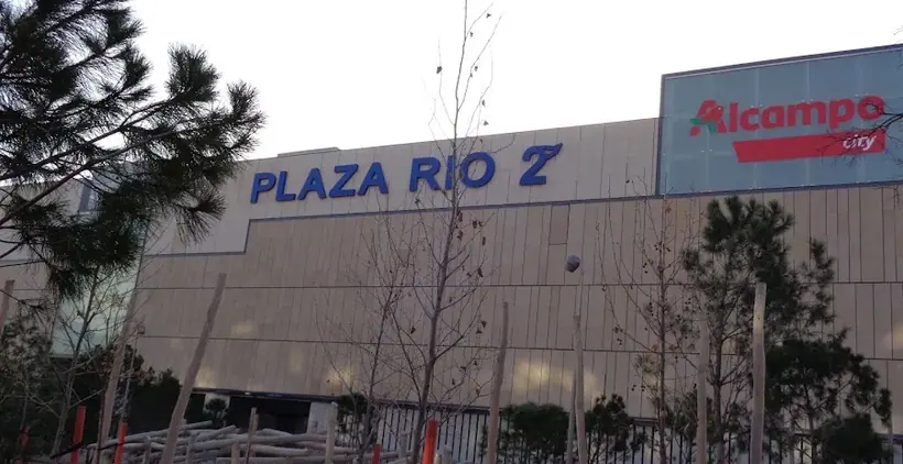 Alcampo en Centro Comercial Plaza Río 2, Calle de Antonio López, 109, Madrid