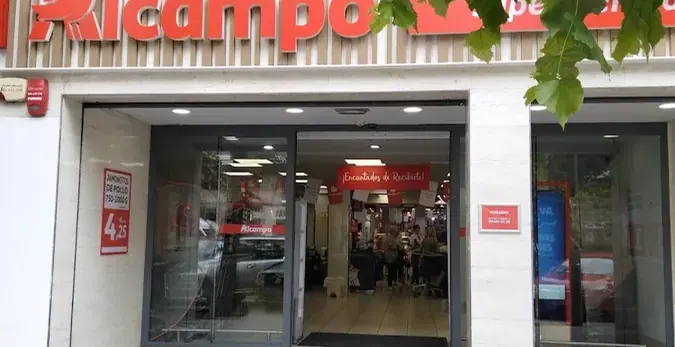 Alcampo Supermercado en Avenida Manuel Rivera, 11, Palencia