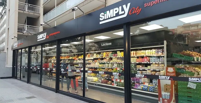 Mi Alcampo en Carrer de Logronyo, 8, Esquina Calle Zaragoza, Salou