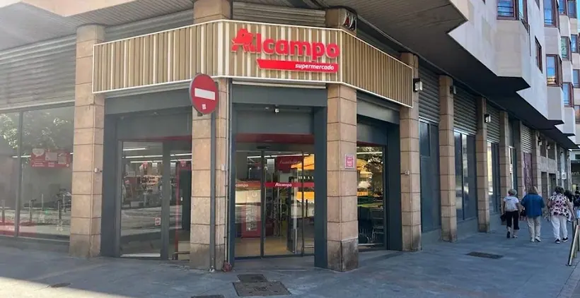 Alcampo Supermercado en Calle Duques de Soria , esquina C. Medinaceli, Soria