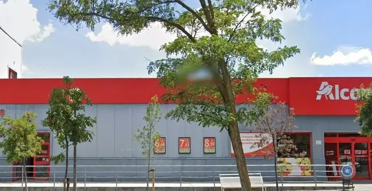 Alcampo en Calle Avenida de Viñuelas 50, Tres Cantos
