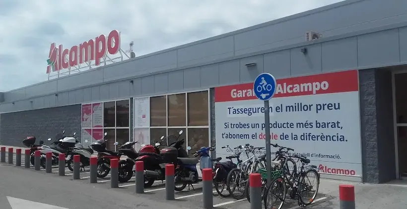Alcampo en Carrer Metallúrgia, 4, Vilanova I la Geltrú