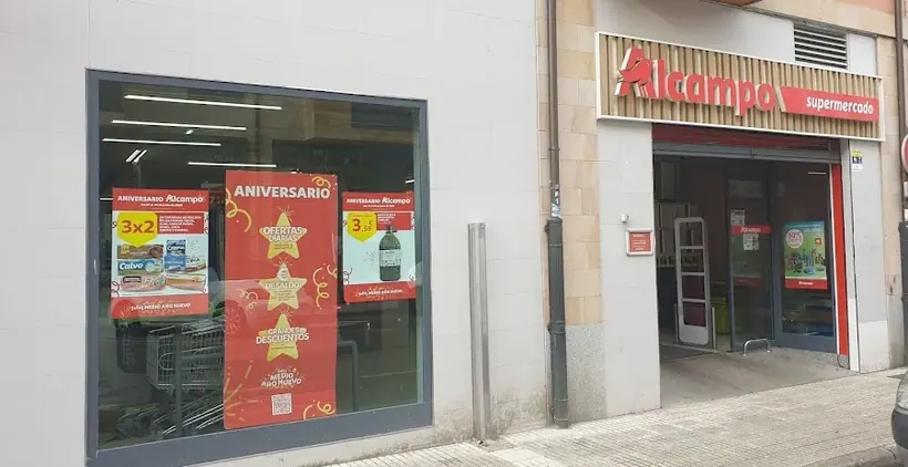 Alcampo Supermercado en Calle Magdalena, 11 bajo (c/v a C/ Libertad), Villaviciosa