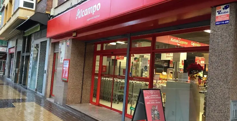 Alcampo en Calle Los Herrán, 24, Vitoria