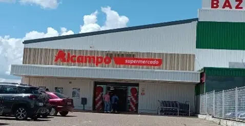 Alcampo Supermercado en Avenida Tres Cruces, 24, Zamora