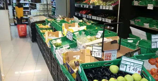 Mi Alcampo Cisneros en Batalla De Pavia , 14, Zaragoza