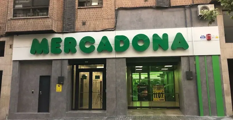 Mercadona en Calle Santa Rosa, 7, Alcoy