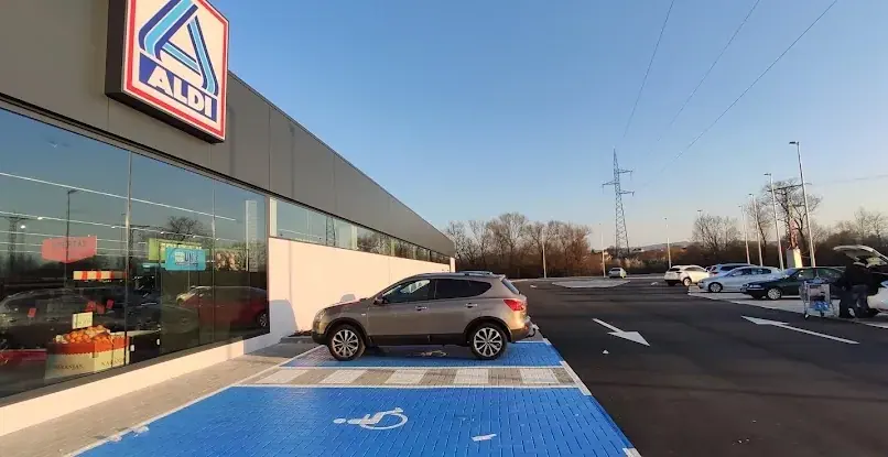 Aldi en Camino de la Fresneda, Asturias