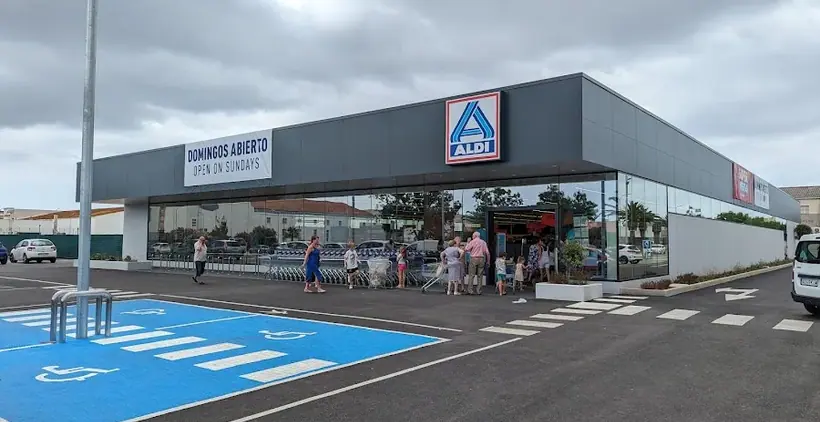 Aldi en Carrer de Capifort 11, Maó