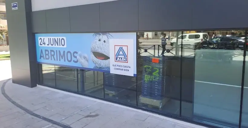 Aldi en Avenida Ramón y Cajal 12, Marbella