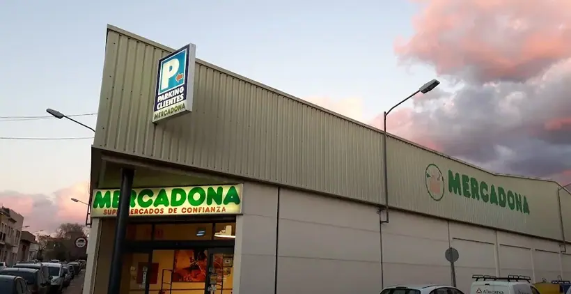 Mercadona en Calle Elvira Bosch, s/n, Alginet