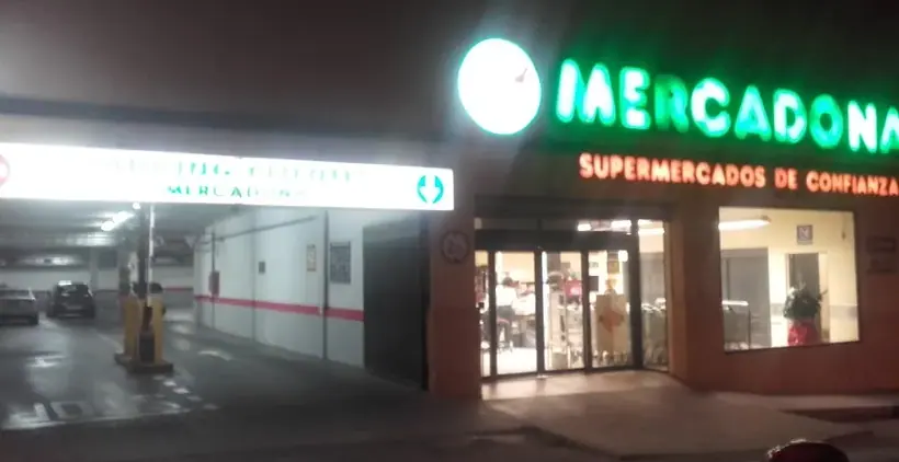 Mercadona en Calle Vistahermosa, 44, Almendralejo