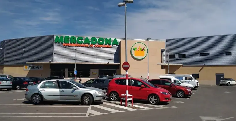 Mercadona en Avenida del Quel, 20, Arnedo