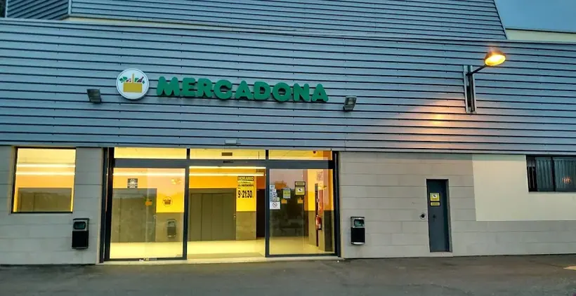 Mercadona en Avenida Lairaga, 120, Arucas