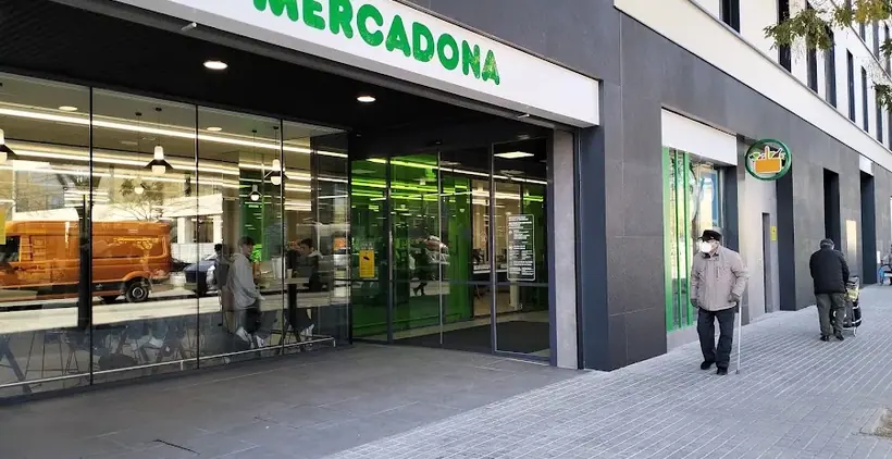 Mercadona en P9 Zona Franca, 25, Barcelona