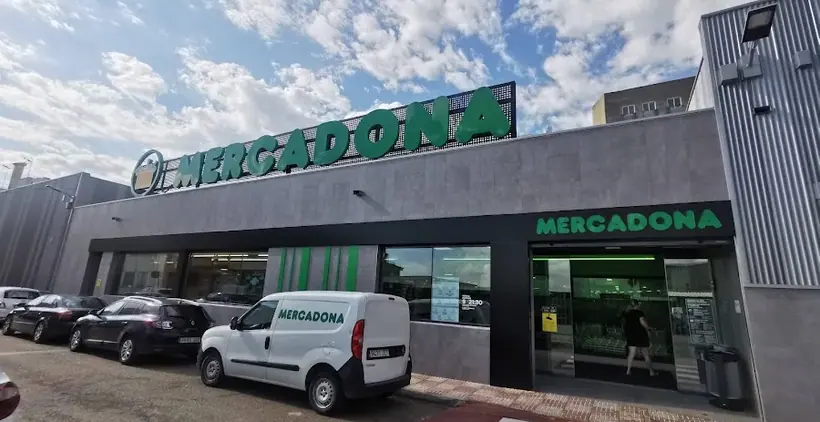 Mercadona en Calle Reyes Católicos, 18, Benifaió
