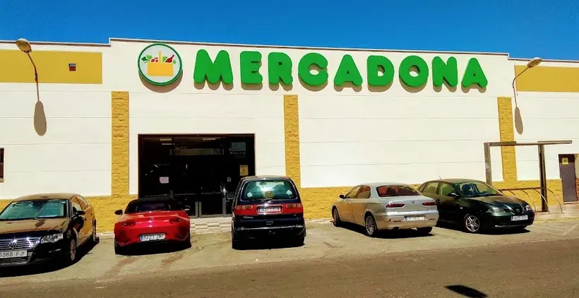 Mercadona en P.i. Eljuncal 2, Ctra. de la Rinconada, Brenes