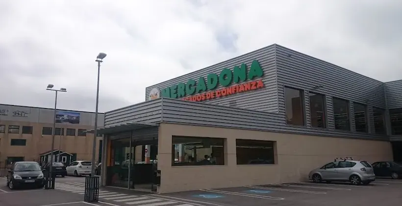 Mercadona en Polígono las Navas, 1, Cabezón de la Sal