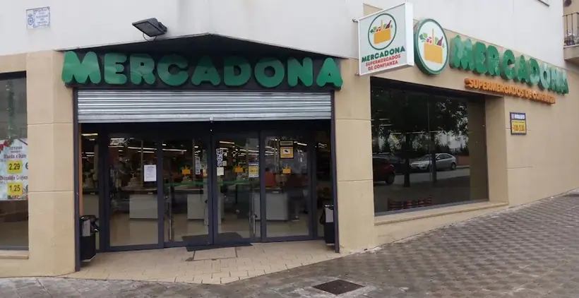 Mercadona en Avenida Dr. Villa Díaz, 4, Carmona