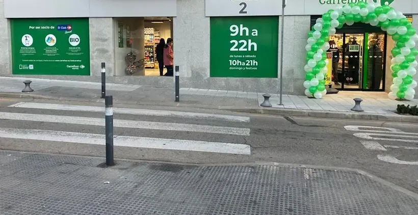 Carrefour Express en Calle Isaac Albeniz, 2, Esq. Avenida Zaporra, Alcobendas