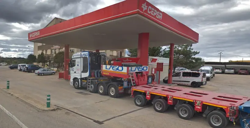 Carrefour Express en Carretera N-122 Pk 485, Junto a la Estación Cepsa, Aldeahuela de Calatañazor