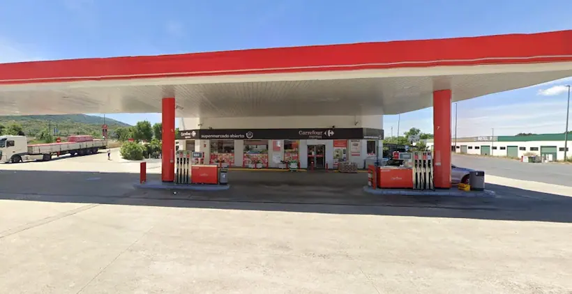 Carrefour Express en N-630, Km 436,40, Junto a la Estación Cepsa, Aldeanueva del Camino
