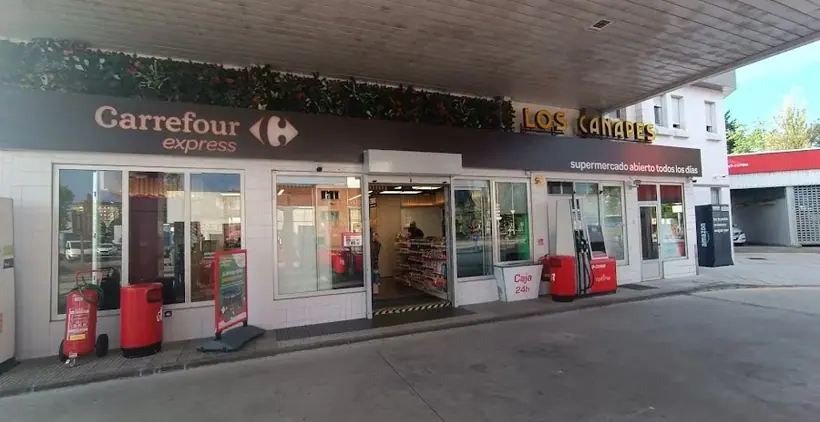 Carrefour Express en Calle Travesía Los Canapés, 2, Junto a la estación de servicio, Avilés