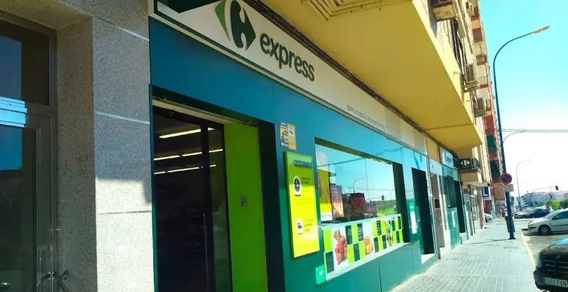 Carrefour Express en Avenida Juan Sebastián el Cano, 37-39, Badajoz