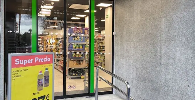 Carrefour Express en Avenida Santa Marina, 23, Badajoz
