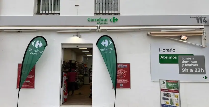 Carrefour Express en Avenida Trafalgar, 114, Barbate