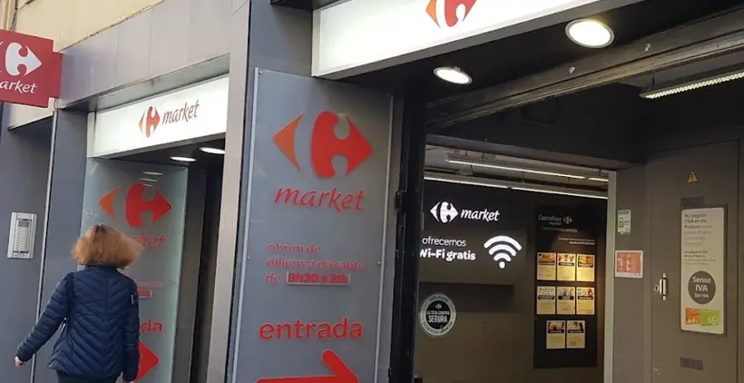 Carrefour Market en Calle Dante Alighieri, 119, Barcelona