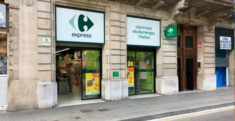 Carrefour Express en Calle Gran Vía de las Cortes Catalanas, local 2 - 573, Barcelona