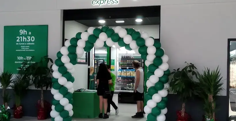 Carrefour Express en Bizkaiko Jaurerria, 28, Bermeo
