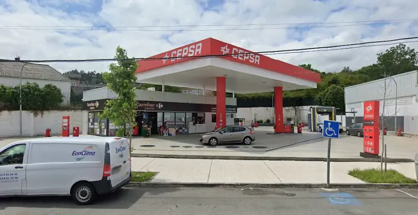 Carrefour Express en Avenida Fraga Iribarne, 29, Junto a la Estación Cepsa, Betanzos