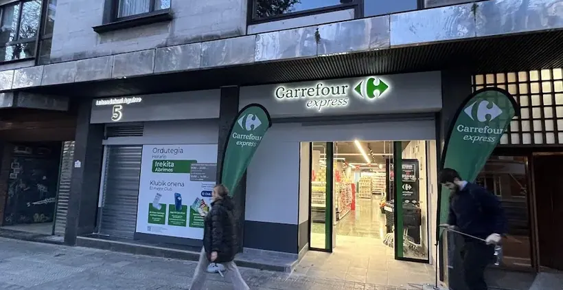 Carrefour Express en Avenida Lehendakari Aguirre, 5-7. Bajo, Bilbao