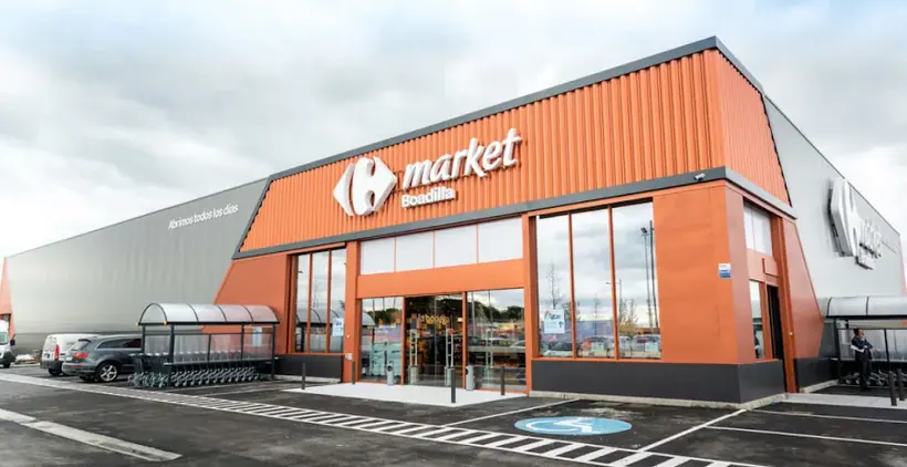 Carrefour Market en Avenida Condesa de Chinchón, Esquina Avenida Víctimas del Terrorismo, Boadilla del Monte