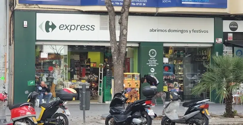 Carrefour Express en Avenida Ana de Viya, 32, Cádiz