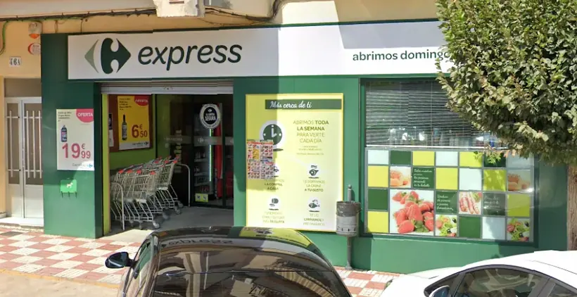 Carrefour Express en Avenida de la Constitución, 46, Campanario