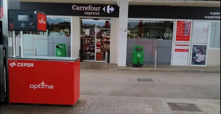 Carrefour Express en C-713, Pk. 38,3, Junto a la Estación Cepsa, Campanet