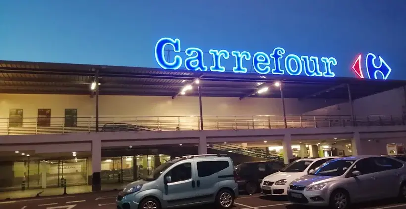 Carrefour en Antigua Carretera Huelva-Ayamonte, Polígono Industrial La Estación, Cartaya