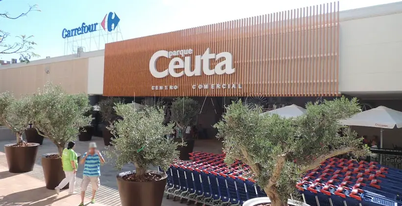 Carrefour en Avenida Teniente Gral Muslera, s/n, Ceuta