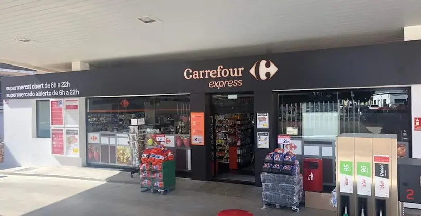 Carrefour Express en Calle Cautivos de Constantinopla, s/n, Junto a la Estación Cepsa, Ciudadela - Menorca
